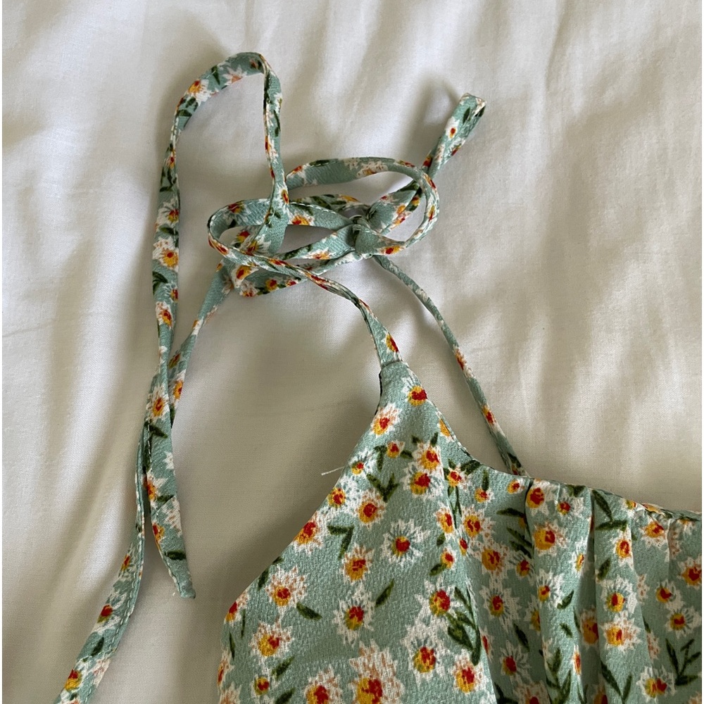 SHEIN Floral Dress - Picture 3 of 5